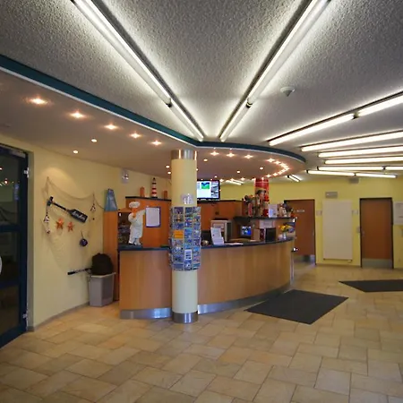 Hostel Djh Warnemunde *